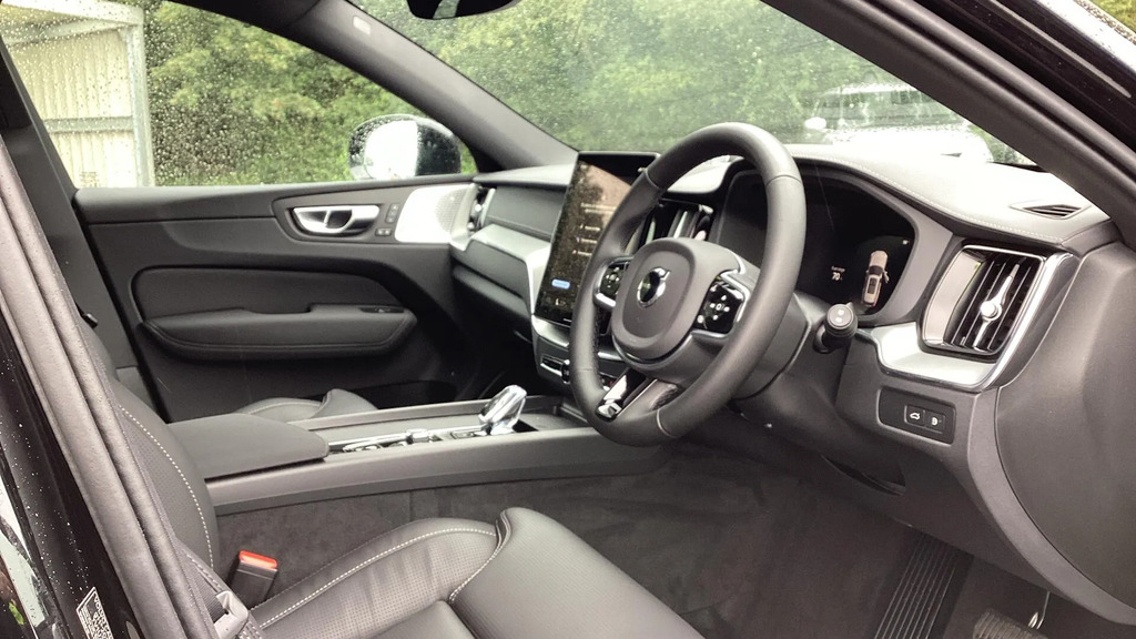Volvo XC60 2.0 T8 18.8Kwh Ultra Black Edition Awd Euro 6  #4