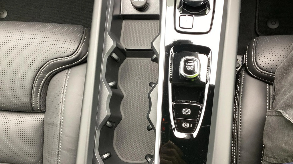Volvo XC60 2.0 T6 18.8Kwh Plus Pro Awd Euro 6 Ss  #14