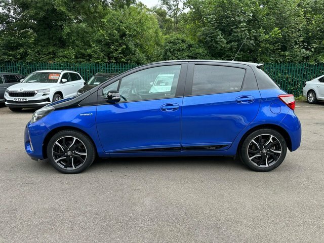 Toyota Yaris 1.5 Vvt-h Blue Bi-tone Blue #5