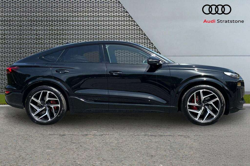 Audi SQ6 E-Tron 360Kw Sq6 Quattro 100Kwh Edition 1 2026 Black #4