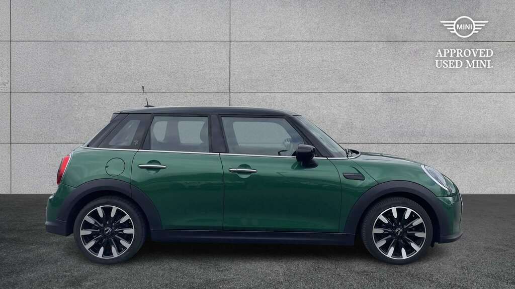 Mini Hatch 1.5 Cooper Exclusive 2022 Green
