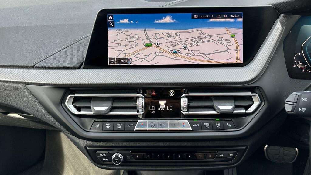 BMW 1 Series 1.5 118I Se Lcp Black #31