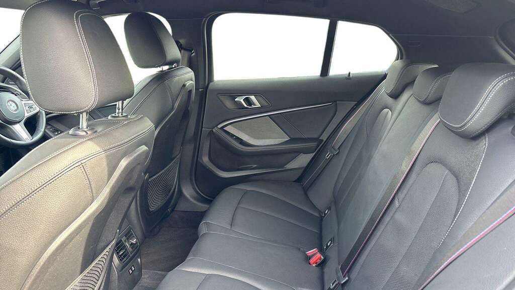 BMW 1 Series 1.5 118I Se Lcp Black #12