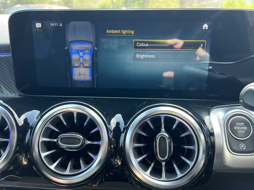 Mercedes-Benz GLB Class Glb 1.3 Glb 200 Amg Line 161 Bhp 1 Owner From N Black #35