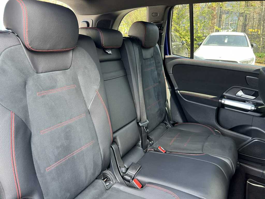 Mercedes-Benz GLB Class Glb 1.3 Glb 200 Amg Line 161 Bhp 1 Owner From N Black #23