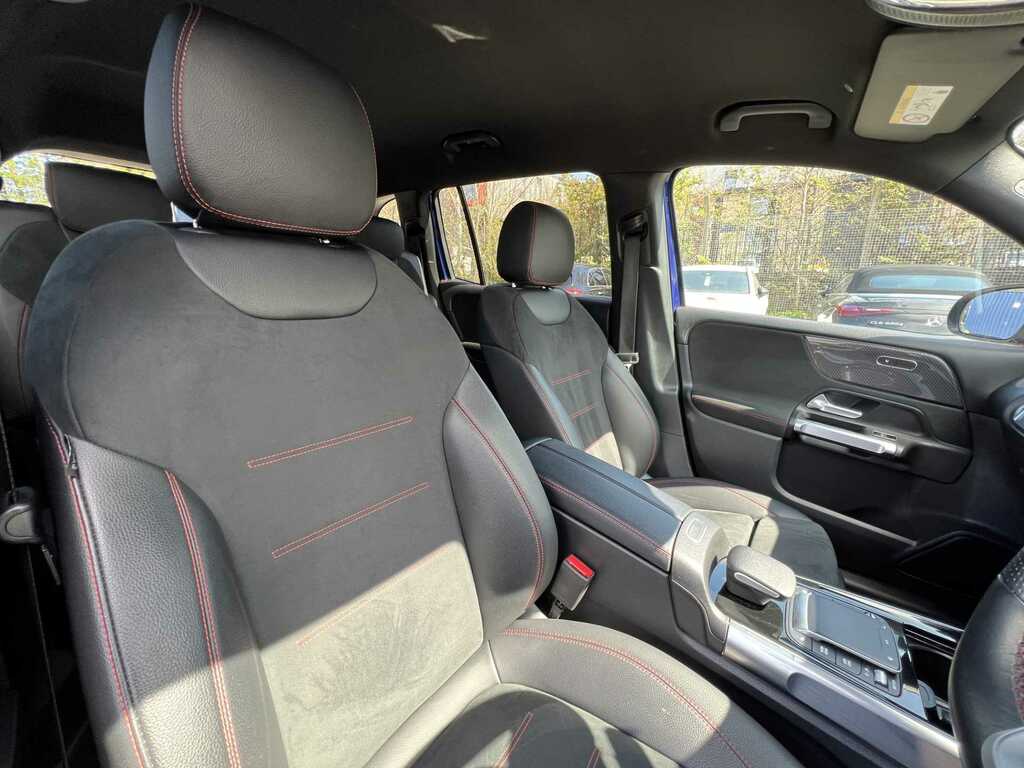 Mercedes-Benz GLB Class Glb 1.3 Glb 200 Amg Line 161 Bhp 1 Owner From N Black #26