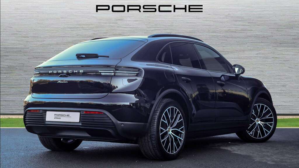 Porsche Macan 4 2026 Black #3