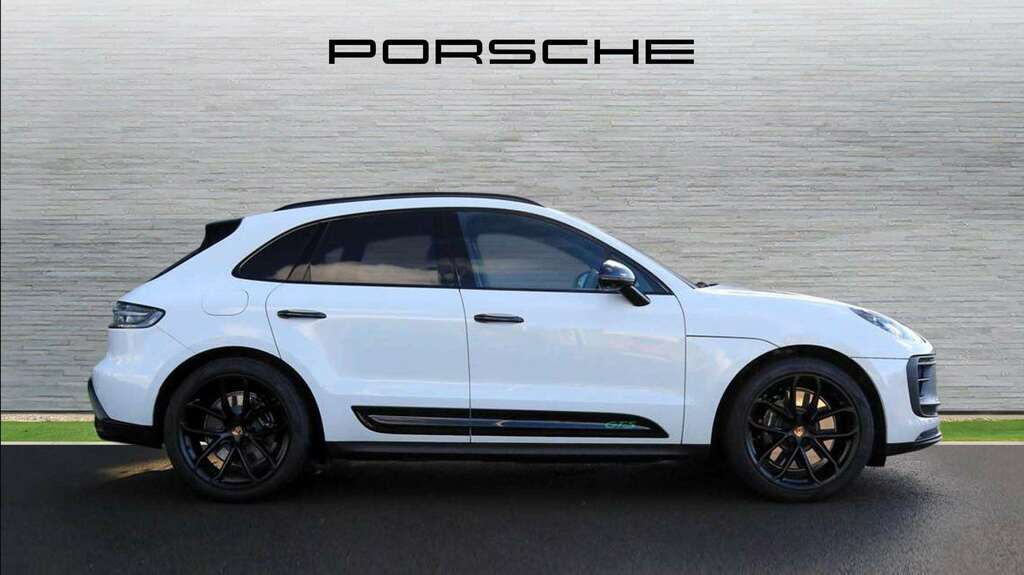 Porsche Macan Gts S-a 2026 White #5
