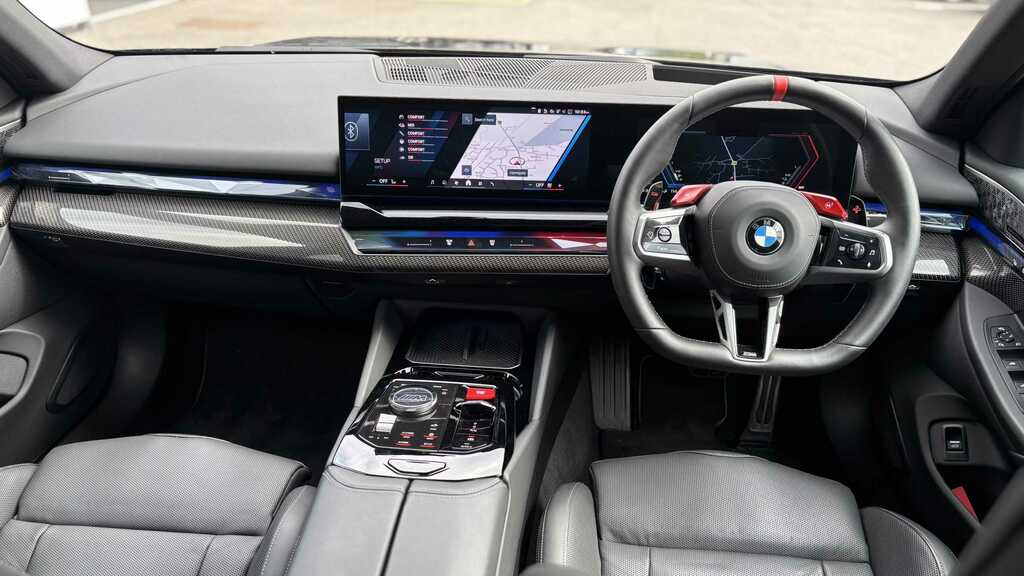 BMW M5 2024 4.4 22.1Kwh Saloon Plug-in Hybrid Red #16