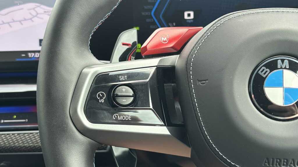 BMW M5 2024 4.4 22.1Kwh Saloon Plug-in Hybrid Red #18