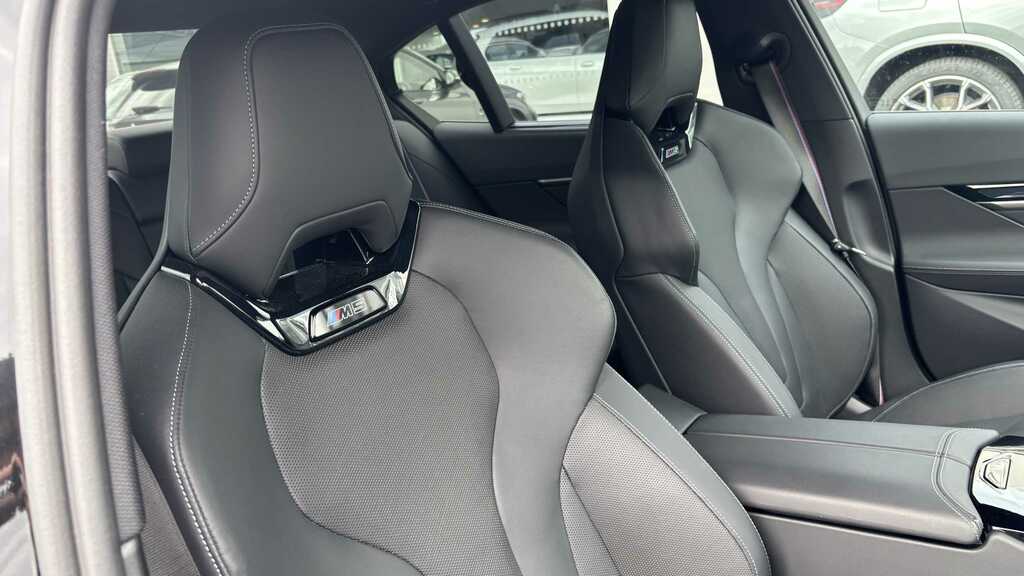 BMW M5 2024 4.4 22.1Kwh Saloon Plug-in Hybrid Red #21