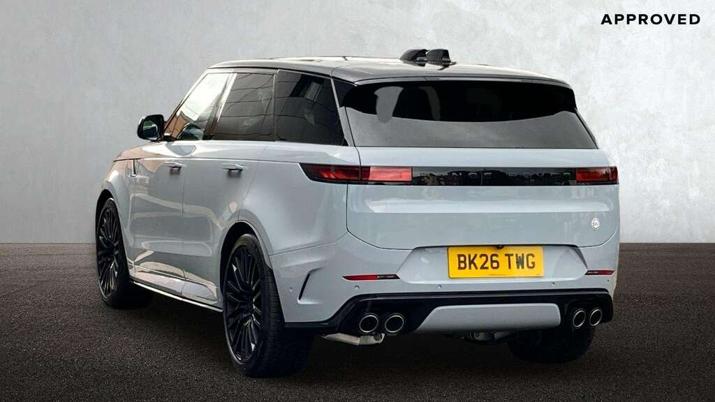 Land Rover Range Rover Sport 4.4 P635 V8 Sv Carbon 2026  #2