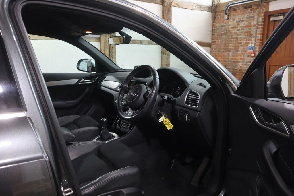 Audi Q3 2.0 Tdi Black Edition Suv S Tronic Quat Blue #16