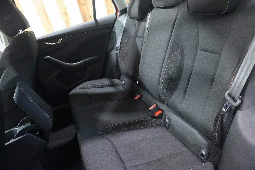 Skoda Kamiq 1.0 Tsi Se Black #38