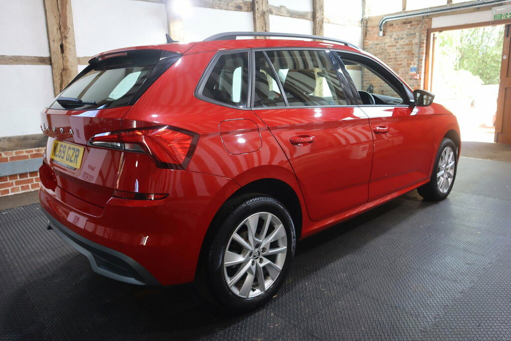 Skoda Kamiq 1.5 Tsi Act Se Dsg Euro 6 S S Red #6