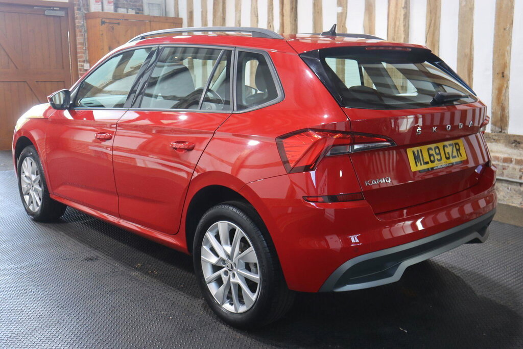 Skoda Kamiq 1.5 Tsi Act Se Dsg Euro 6 S S Red #4