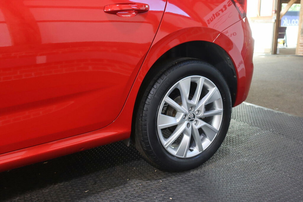 Skoda Kamiq 1.0 Tsi Se Black #61