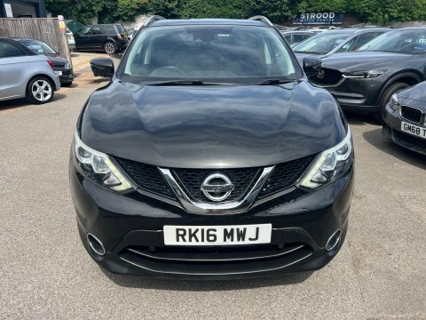 Nissan Qashqai 1.2 Dig-t N-connecta Black #2