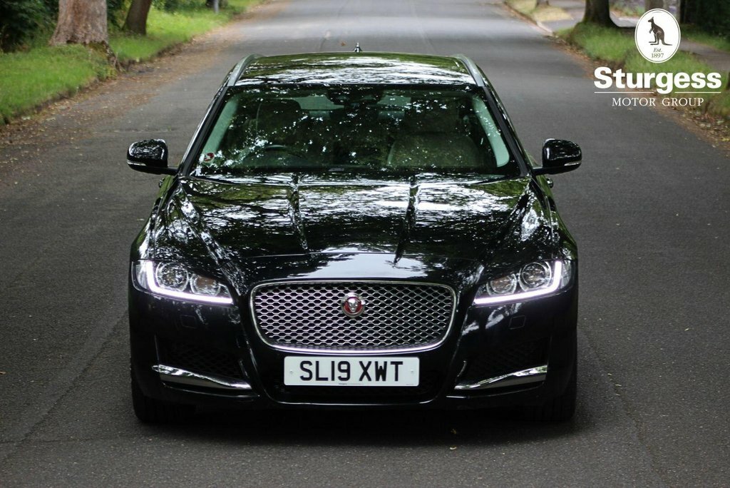 Jaguar XF 2L Portfolio Black #2