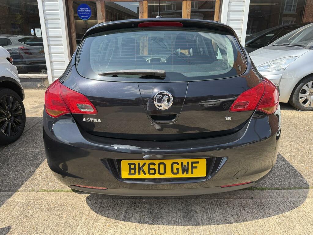 Vauxhall Astra 1.6 16V Exclusiv Black #4