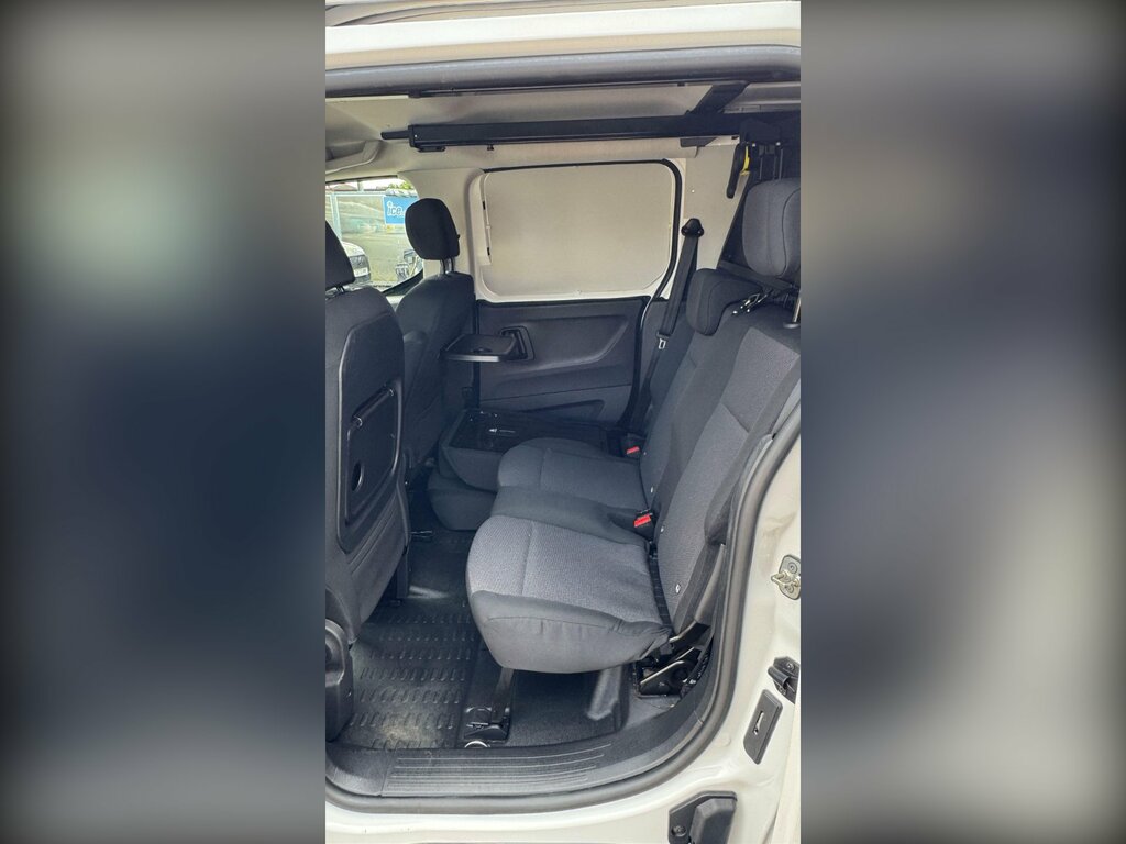 Vauxhall Combo 1.5 Turbo D 2300 Sportive Crew Van Double Cab White #3