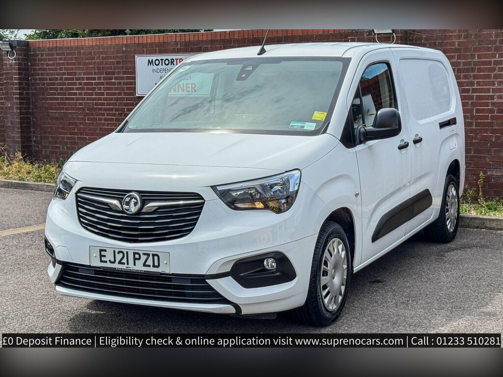 Vauxhall Combo 1.5 Turbo D 2300 Sportive Crew Van Double Cab White #6