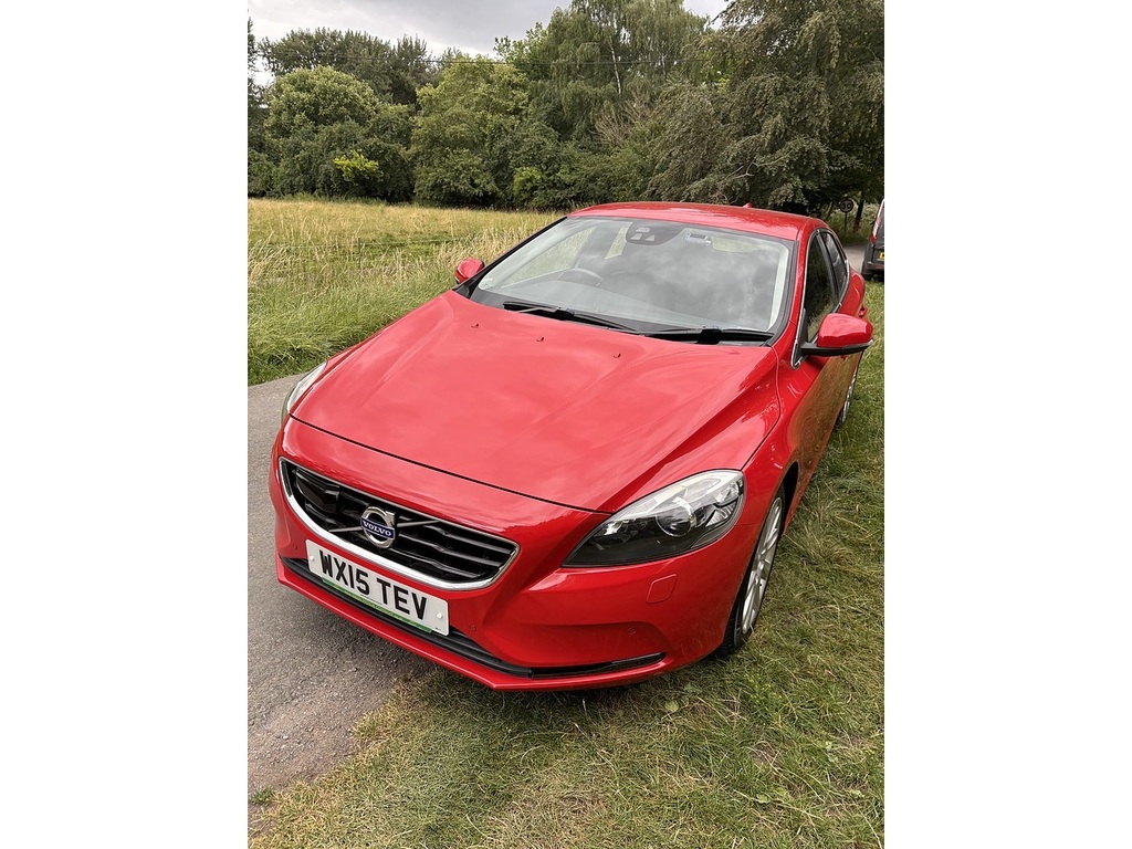 Volvo V40 1.5 T2 R-design 120 Bhp Euro 6 Silver #11