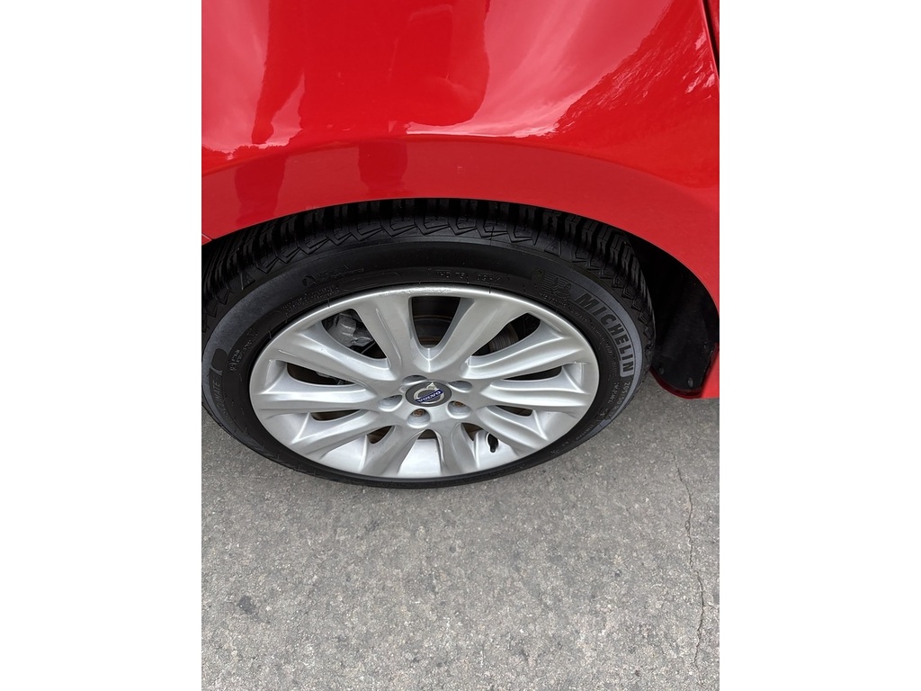 Volvo V40 1.5 T2 R-design 120 Bhp Euro 6 Silver #17