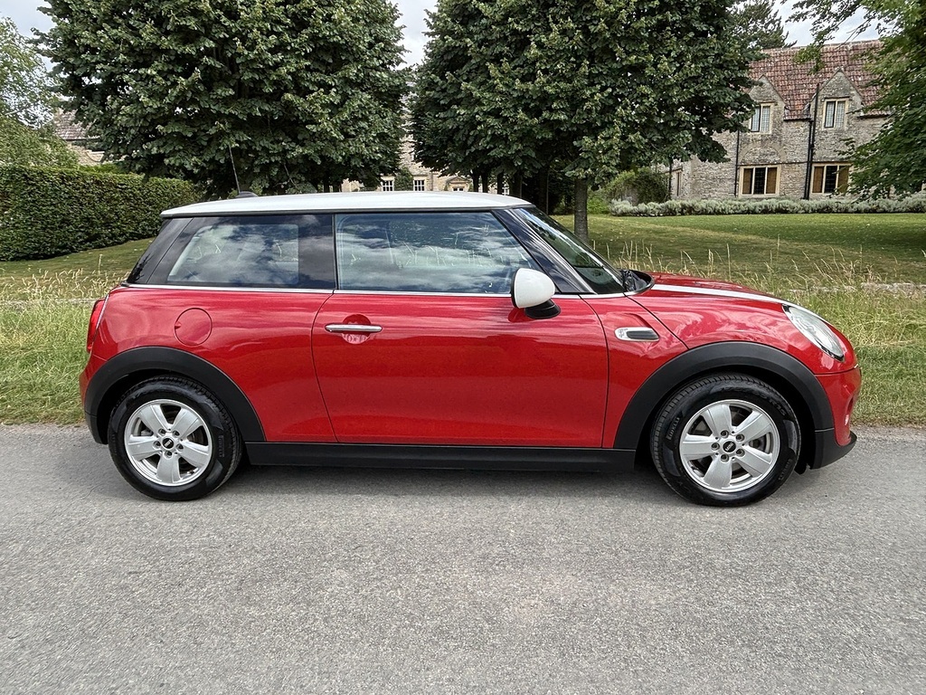 Mini Hatch U556532 Red #5