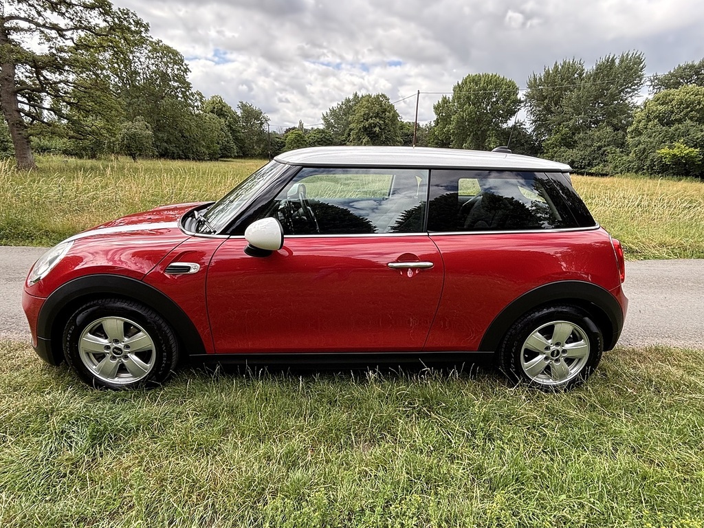 Mini Hatch U556532 Red #4