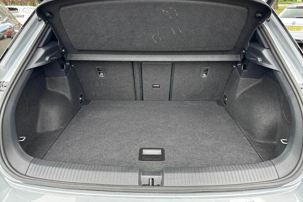 Volkswagen T-Roc 1.5 Tsi Black Edition Plus Dsg Tailg DK75YPF Silver #6