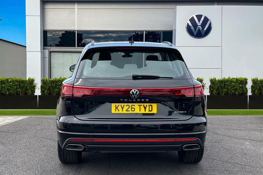 Volkswagen Touareg 3.0 Tsi Ehybrid 4Motion Elegance Tip Va KY26TYD Black #4