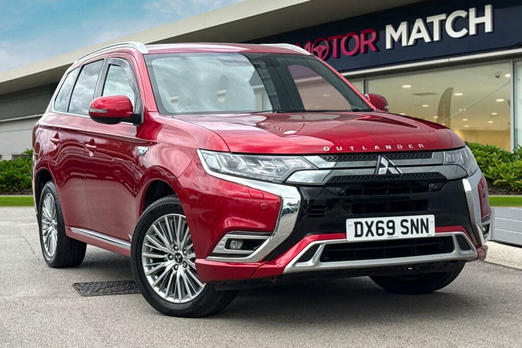 Mitsubishi Outlander 2.4H Twinmotor 13.8Kwh Exceed Safety Cvt 4Wd Euro Red