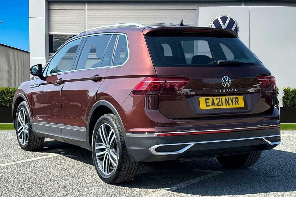 Volkswagen Tiguan 2.0 Tdi Elegance Dsg Brown #3