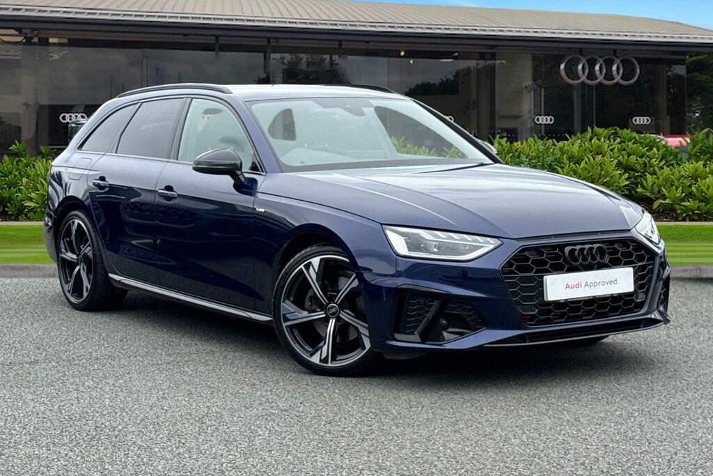 Audi A4 Avant Avant Black Edition 35 Tfsi 150 Ps S Tronic Blue