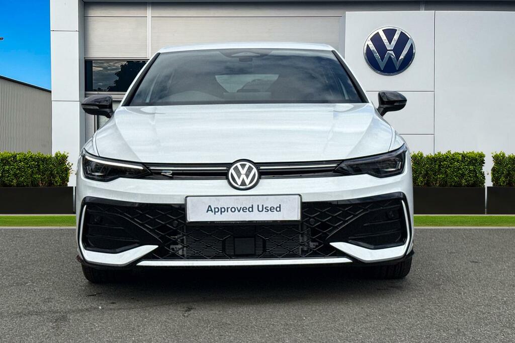 Volkswagen Golf 1.5 Tsi 150 Black Edition DA26XRT White #5