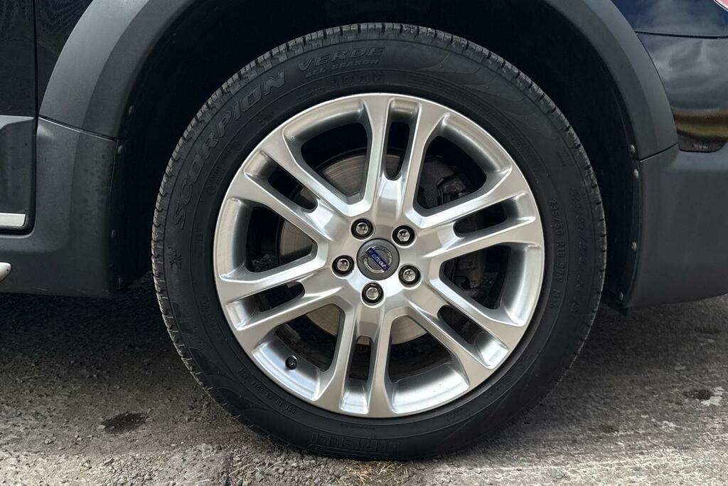 Volvo XC70 2.4 D5 Se Lux Estate Geartronic Awd Eur Black #6