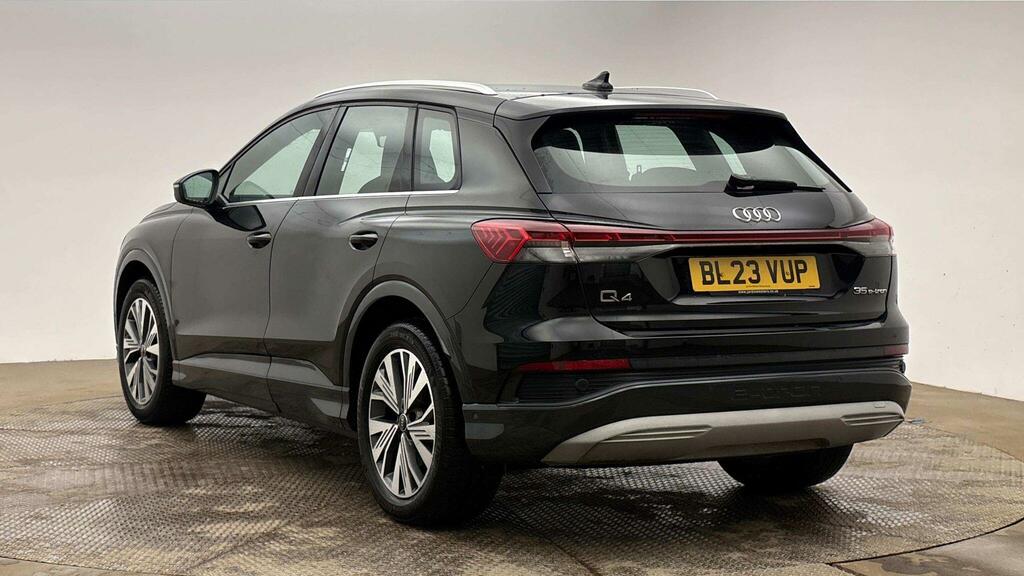 Audi Q4 E Tron Q4 Sport 35 E-tron 125,00 Kw Black #2