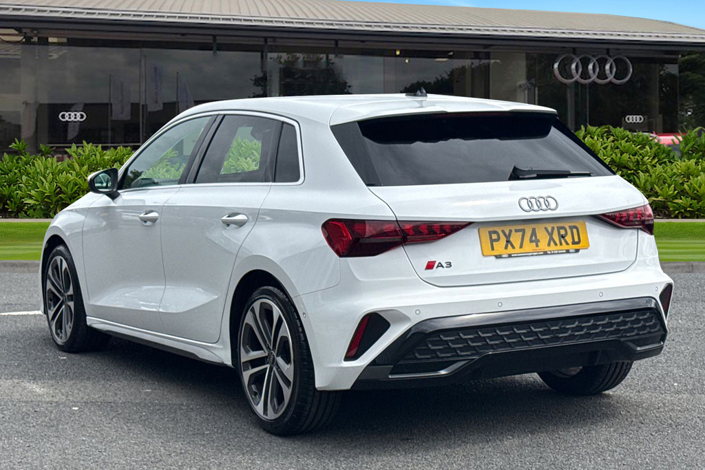 Audi A3 S Line 30 Tfsi 116 Ps 6-Speed White #2