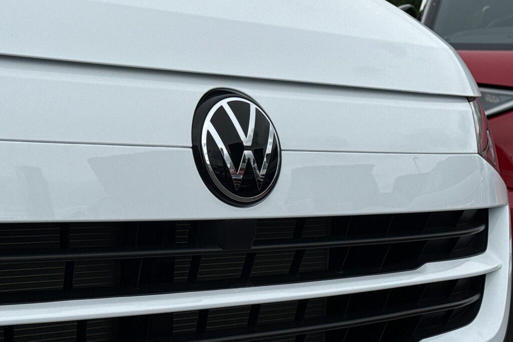 Volkswagen Transporter 2.0 Tdi Commerce Plus Swb T28 110Bhp One Owner L  #30