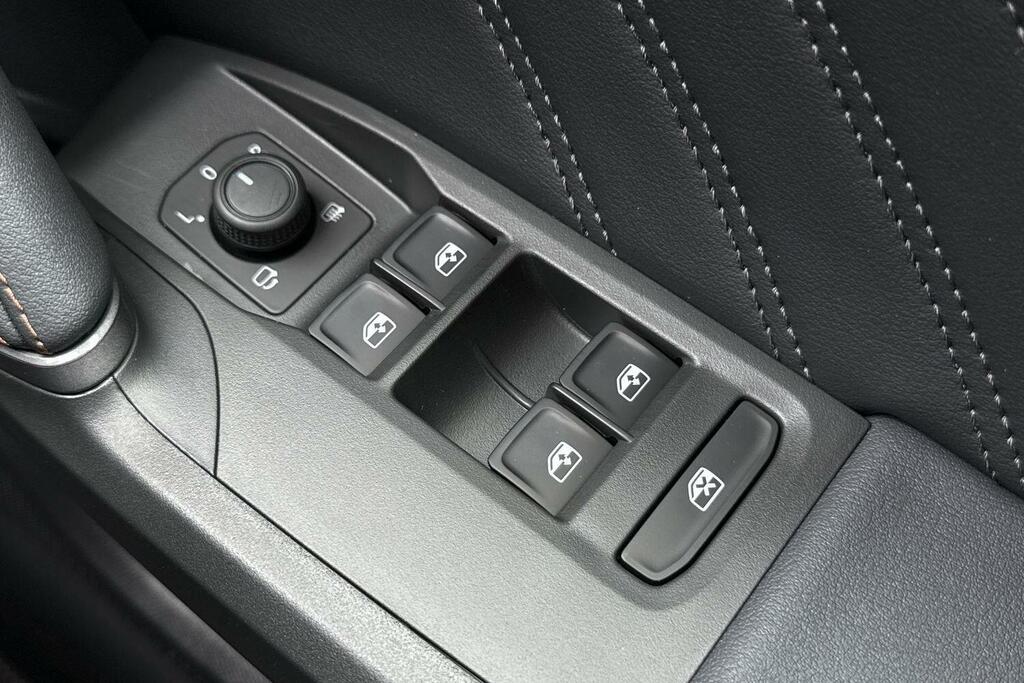 Cupra Leon 1.5 Etsi V2 Estate Hybrid Dsg Euro 6 S Black #35