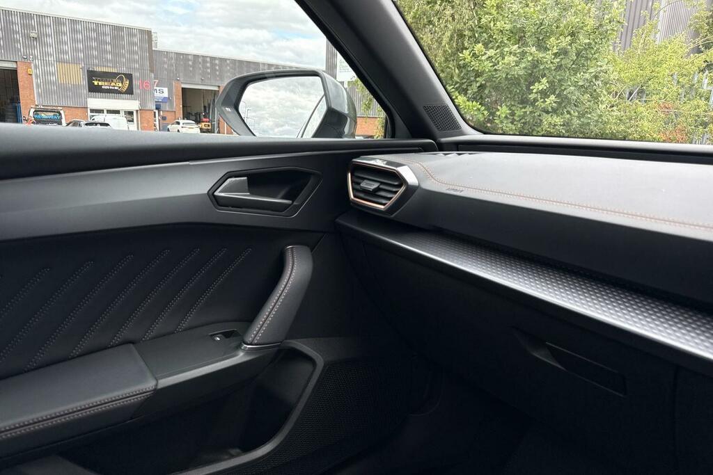 Cupra Leon 1.5 Etsi V2 Estate Hybrid Dsg Euro 6 S Black #32