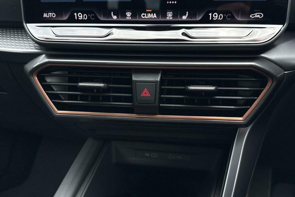 Cupra Leon 1.5 Etsi V2 Estate Hybrid Dsg Euro 6 S Black #18