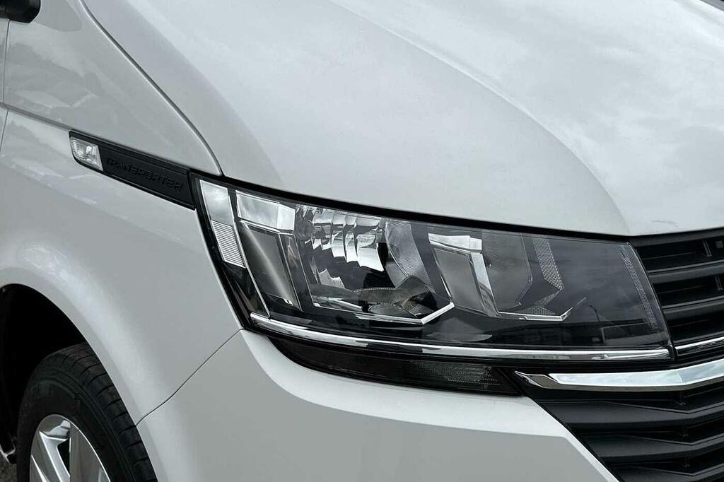 Volkswagen Transporter Lwb 2.0 Tdi 150 Highlin White #16