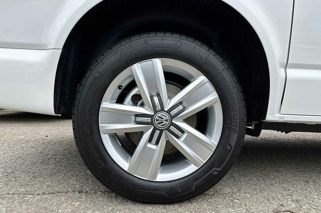 Volkswagen Transporter Lwb 2.0 Tdi 150 Highlin White #21