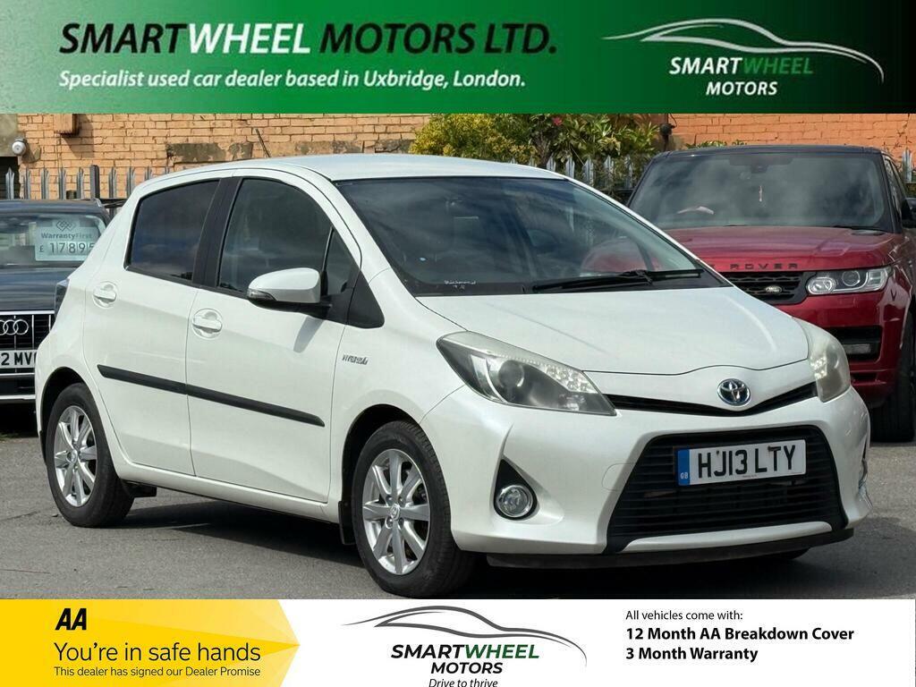Toyota Yaris 1.5 Vvt-h T4 Cvt Euro 5 White