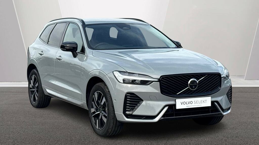 Volvo XC60 2.0 B5p Plus Dark Awd Geartronic Grey