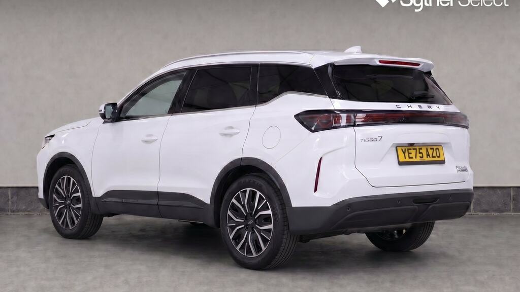 Chery Tiggo 7 1.5T Phev Summit Dht YE75AZO White #6