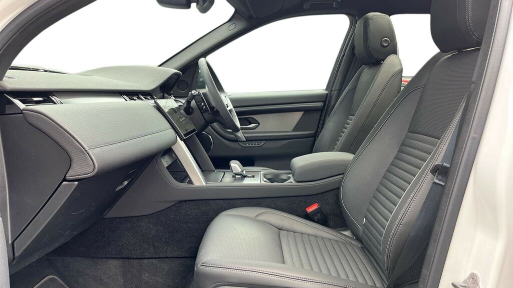 Land Rover Discovery Sport 2.0 D200 Dynamic Se 5 Seat MX75XRL White #3