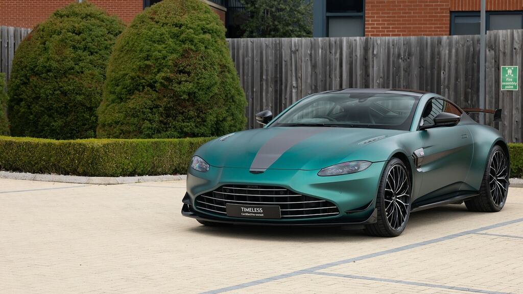 Aston Martin V8 V8 550 Touchtronic 3,982 cc Grey #48